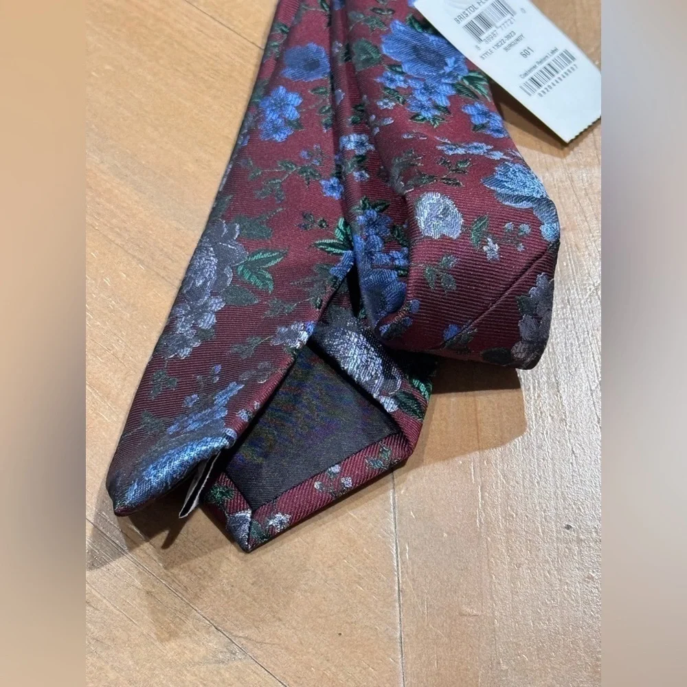 Bar III men’s bristol floral skinny tie